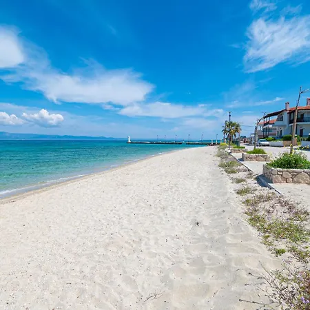 Blueedge Beachfront *