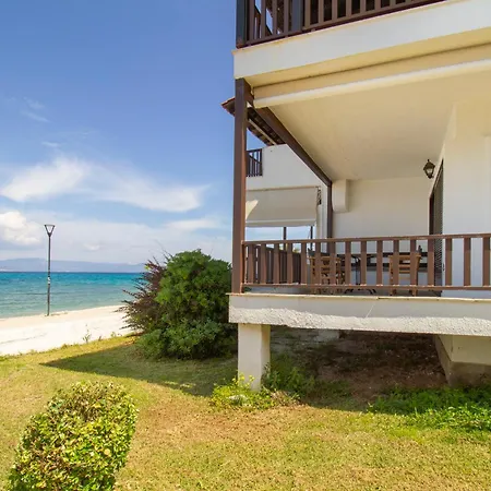 Blueedge Beachfront *