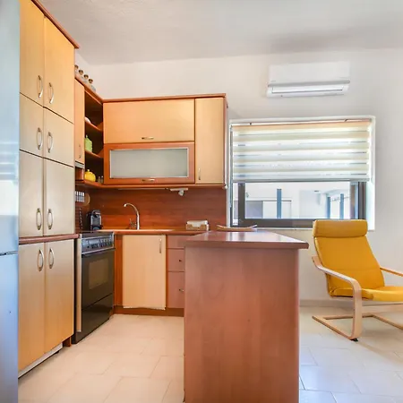 Blueedge Beachfront *
